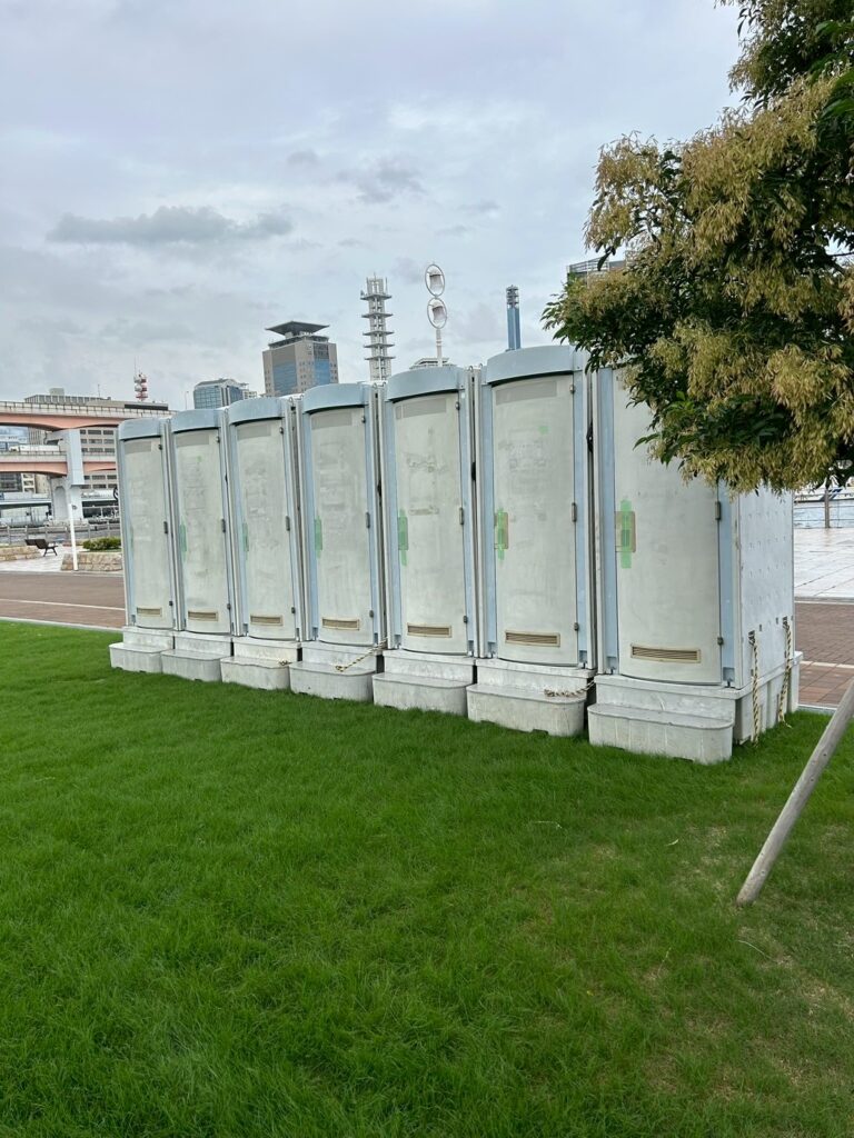 仮設トイレ設置